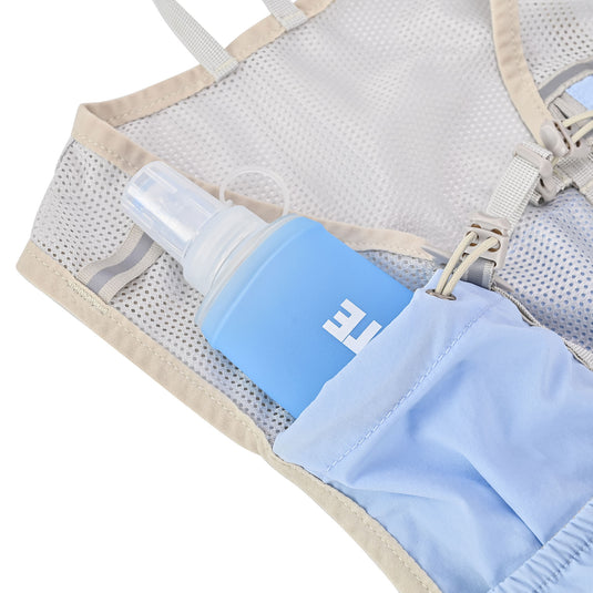 Adjustable Lightweight Hydration Running Vest for Trail Running Marathon Breathable Material, Durable Portable Soft Bottle Hydration Vest