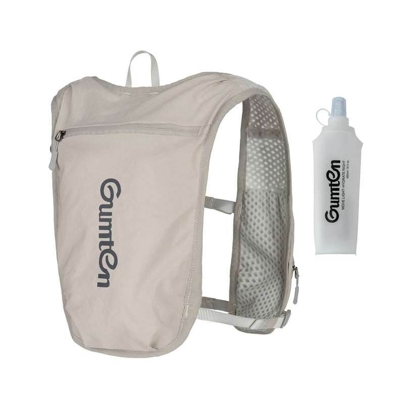 Load image into Gallery viewer, Gumten Breathable Hydration Vest - Lightweight Running Hiking Jogging Vest with Waterproof Zipper &amp; Water Bottle
