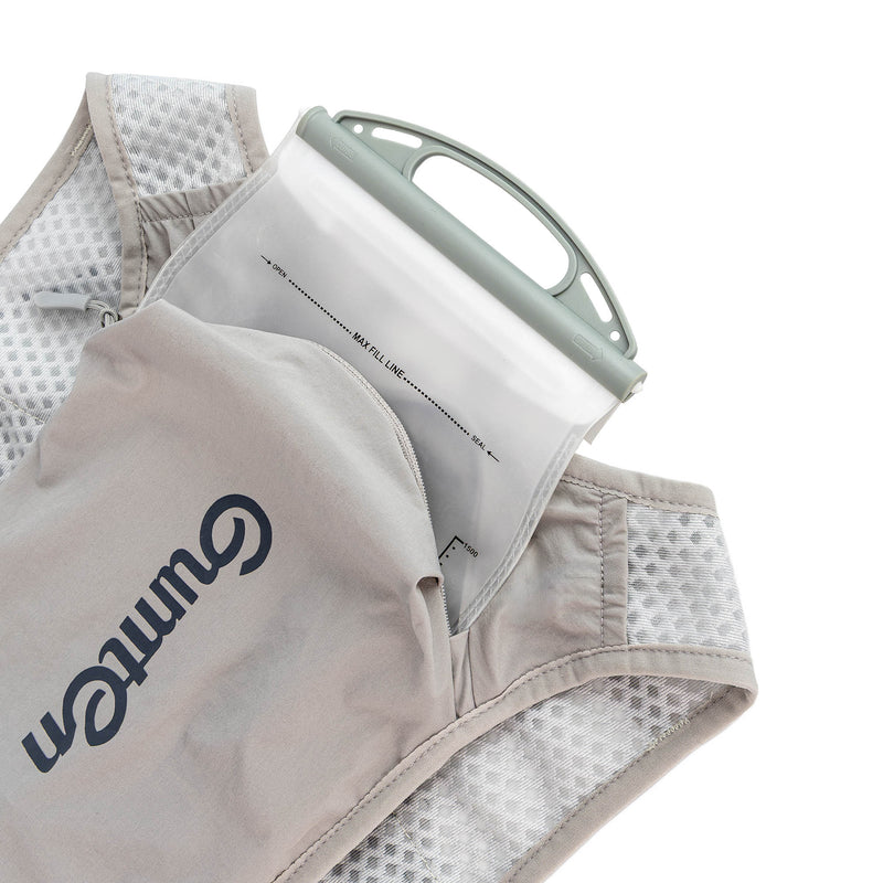 Load image into Gallery viewer, 2025 Running Hydration Vest Nylon Tactical Hydration Running Vest Backpack with 250ML Water Bladder Outdoors Running Vest Bag
